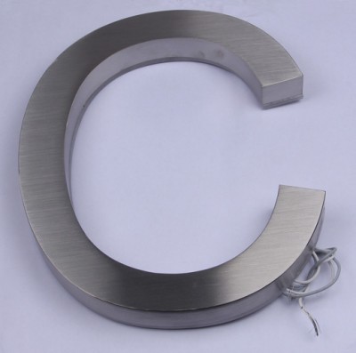 Podświetlana litera 3D na dom - "C"