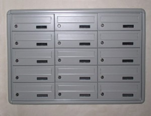 Wtynkowa skrzynka pocztowa z ramką 15-modułowa SWT-15